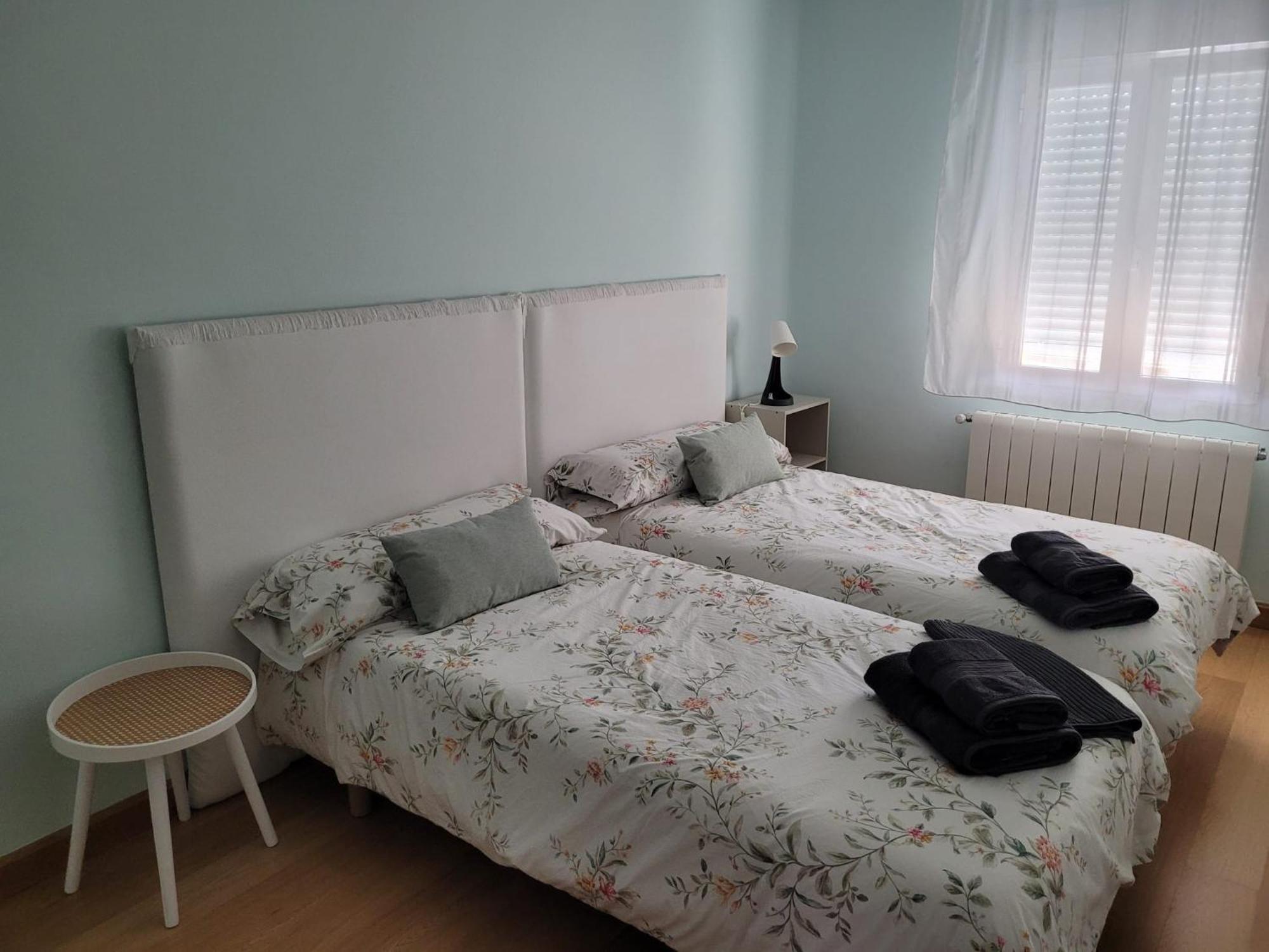 Vivienda Al Pie Del Castillo Burgo エクステリア 写真