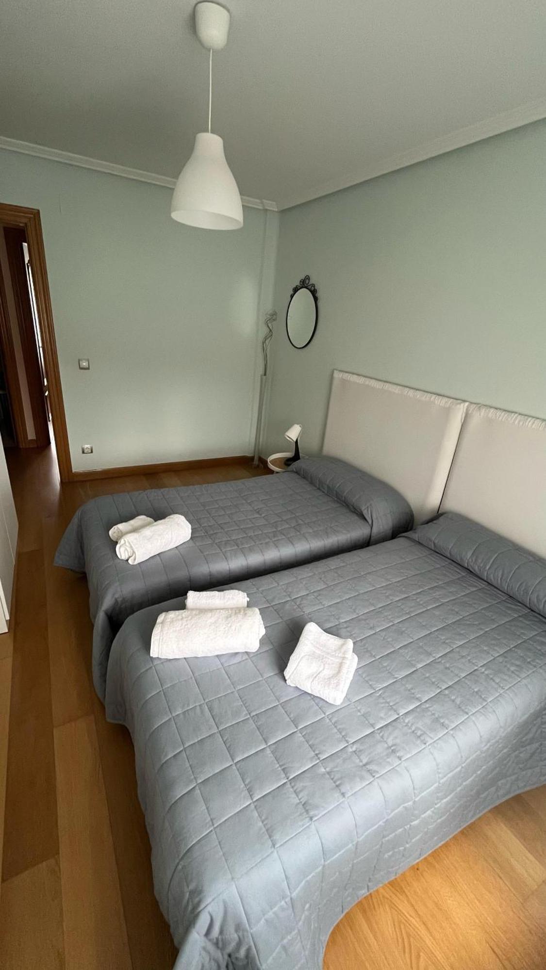 Vivienda Al Pie Del Castillo Burgo エクステリア 写真